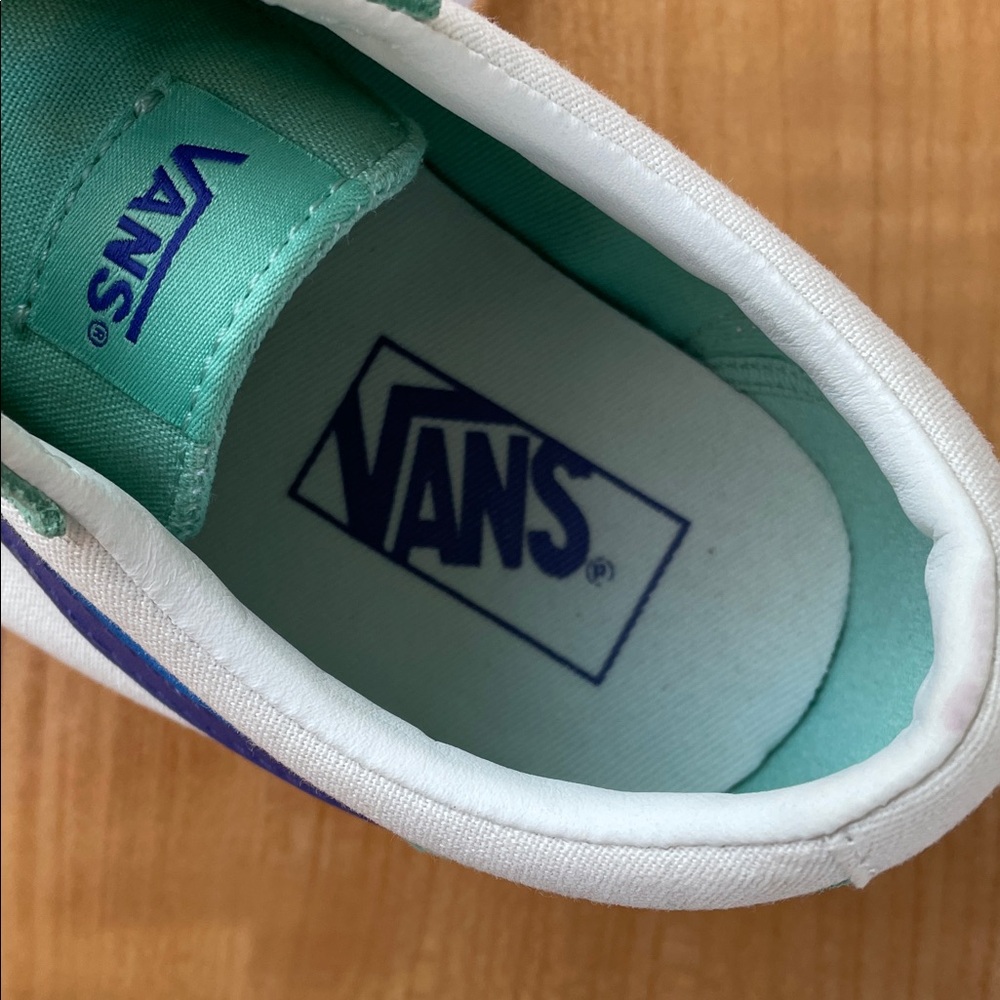 Vans Women’s Skateboard Sneakers Size 8 Green and Blue - Picture 10 of 13